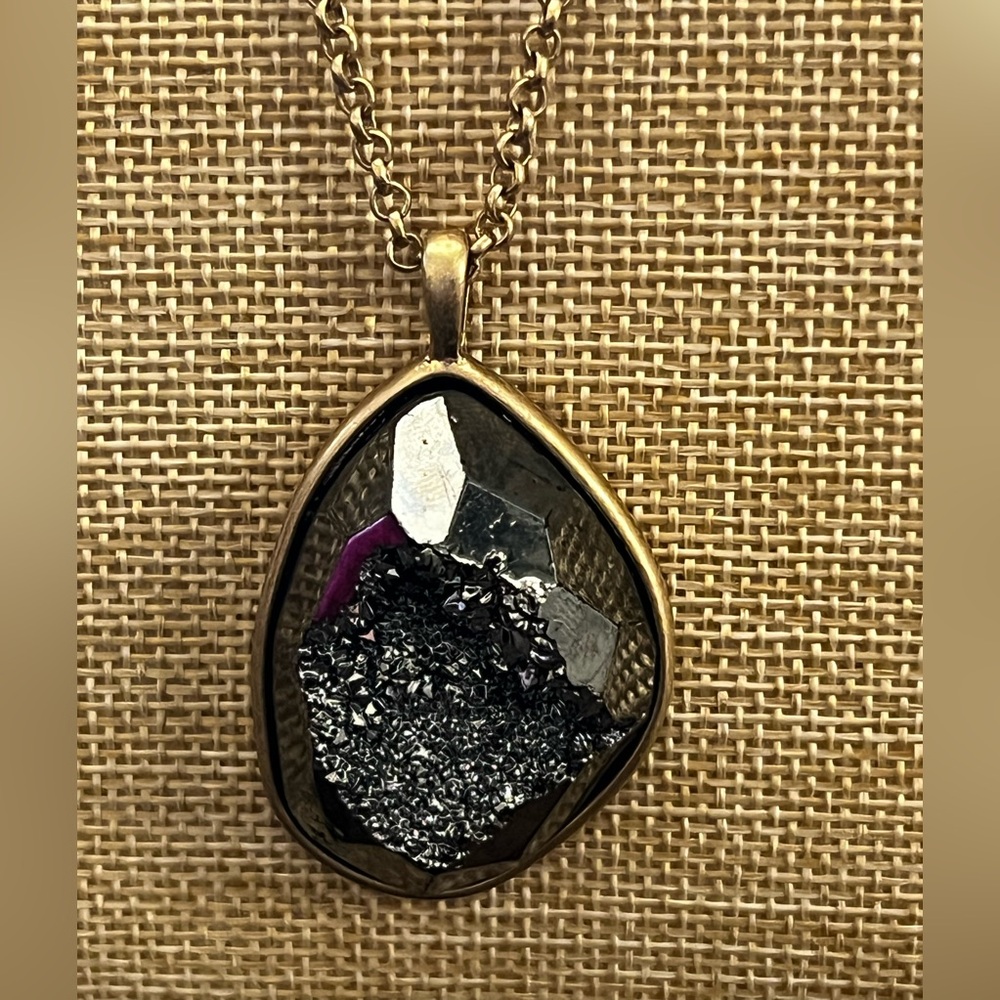 Cookie Lee Gold Necklace with Black Druzy Pendant & Gold Tone Bracelet Lot 875 - Picture 4 of 7